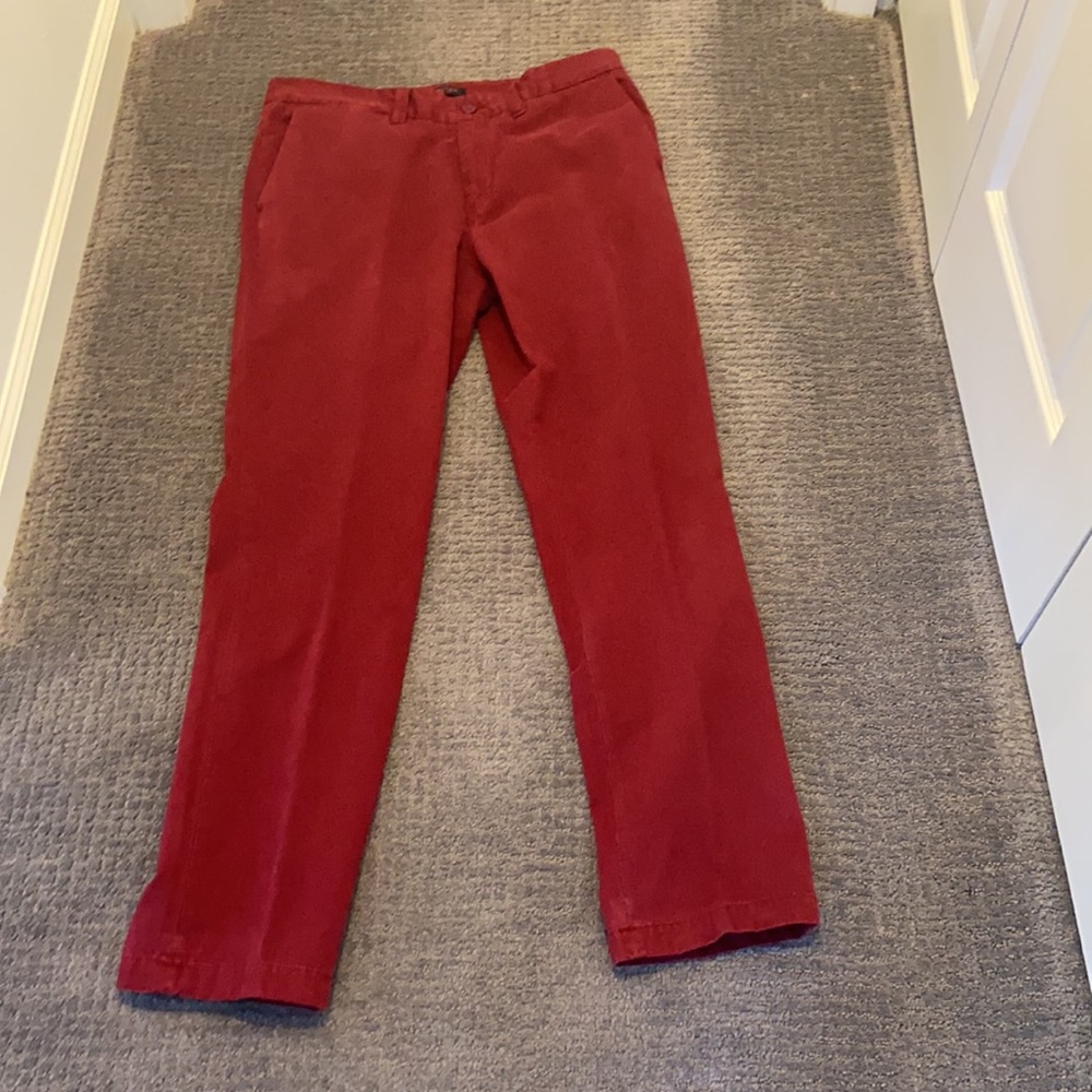 Nautica Men’s Red A Bit Trimmer Tapered Leg Jeans 34W 32L